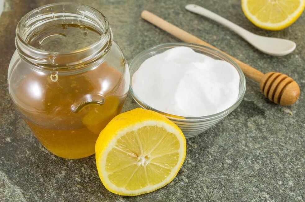 Limonade mit Honig für den Penis